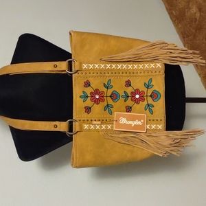 Floral Wrangler Purse, New with Tags!!